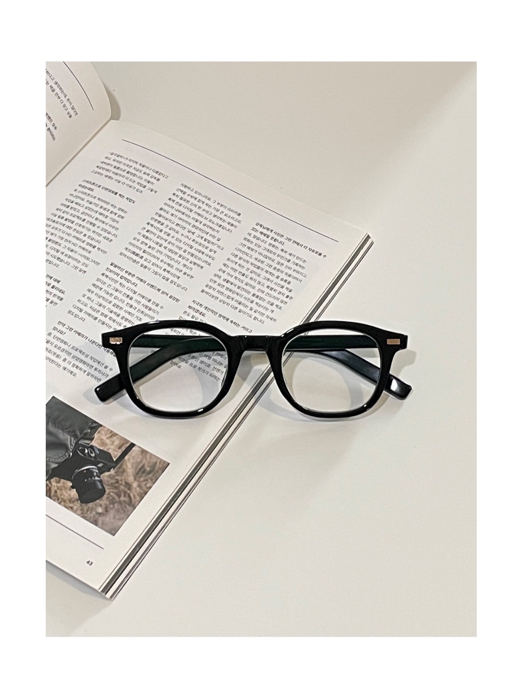Minimal Horn Frame Glasses (Black) (당일배송)