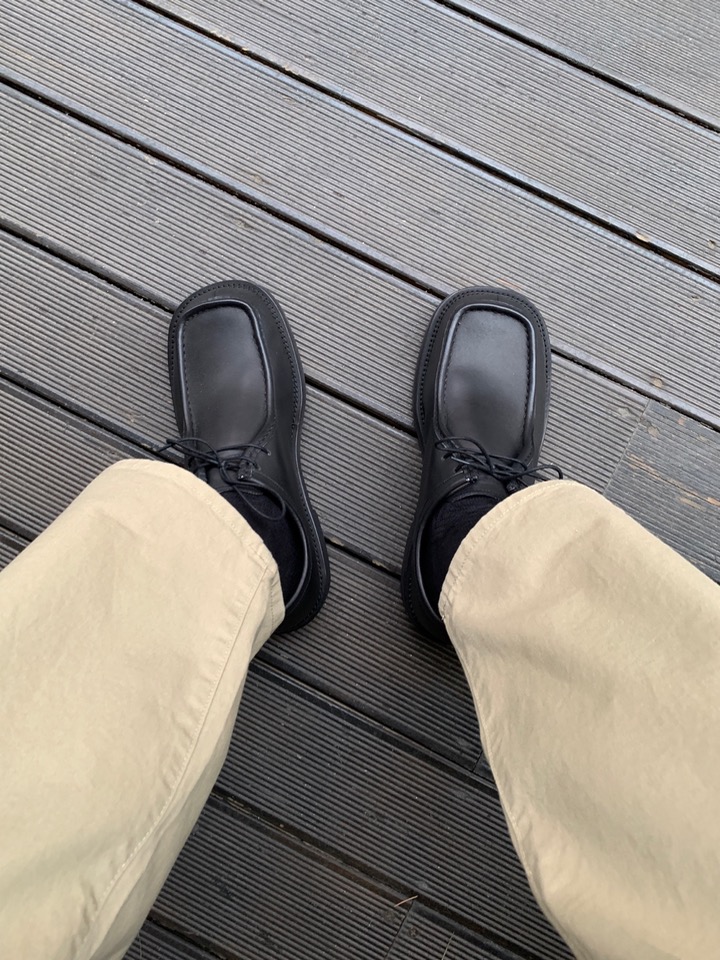 Minimal Soft Leather Boat Shoes (Black)